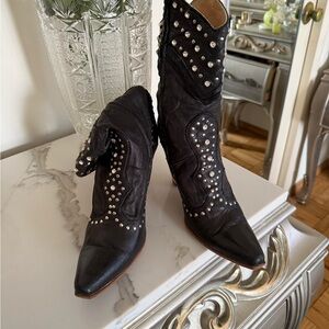 Elegant Studded Black Leather Heeled Boots.Studs and Crystals.